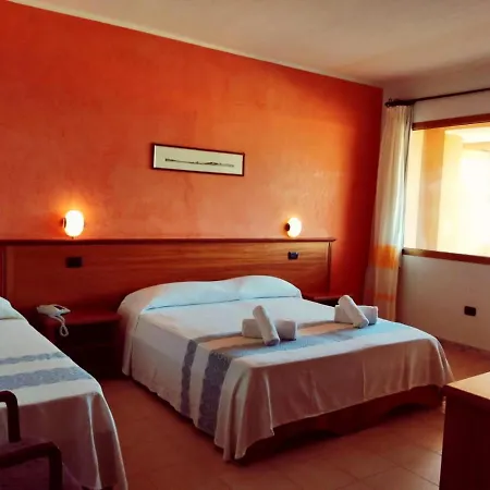 ホテル Club Hotel Malaspina 4*